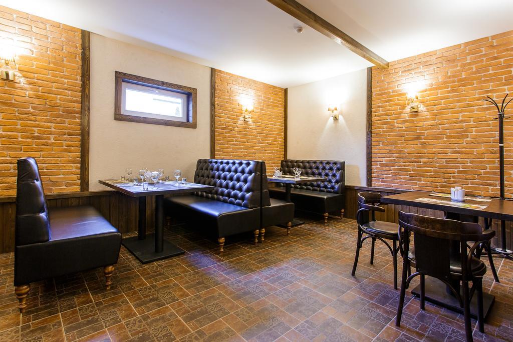 Mini-Hotel La Menska Minszk Kültér fotó