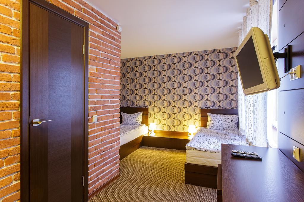 Mini-Hotel La Menska Minszk Szoba fotó